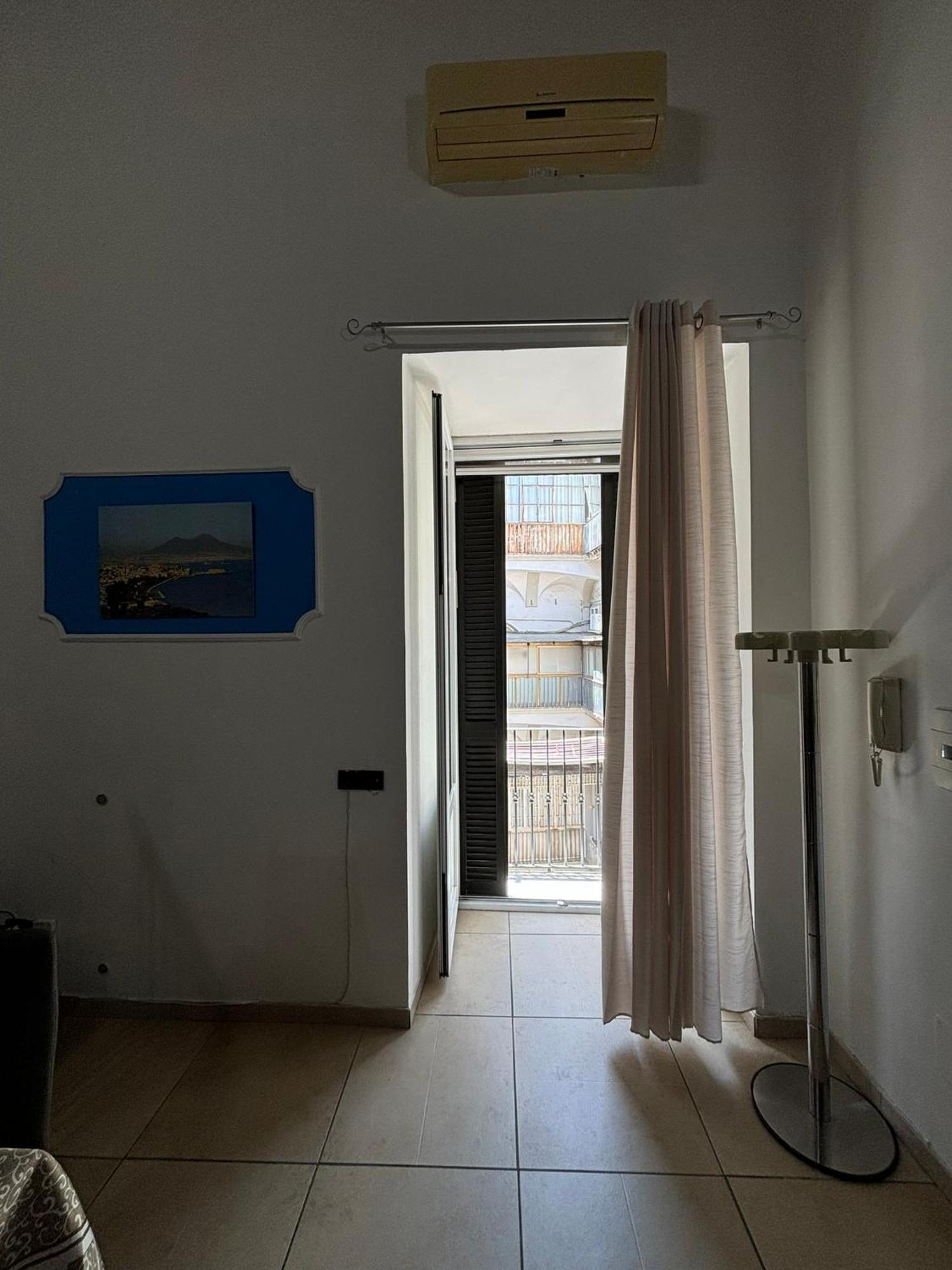 Azzurra Apartment Неаполь Экстерьер фото